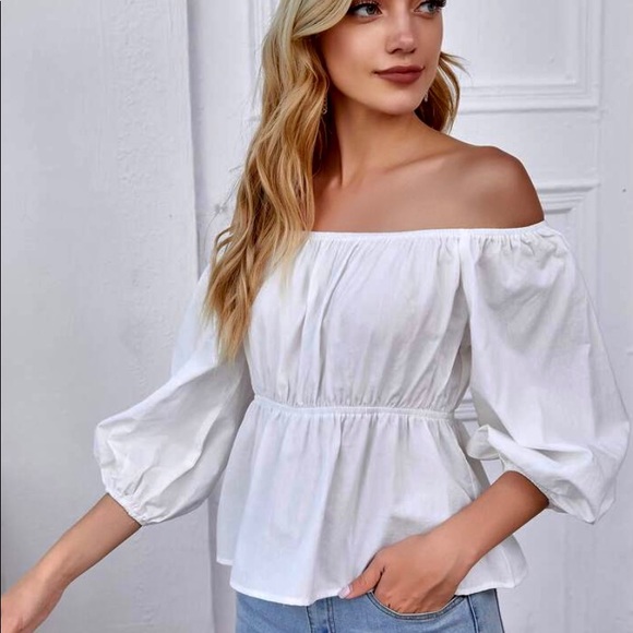 Tops - 🎈 Off Shoulder Top 🎈